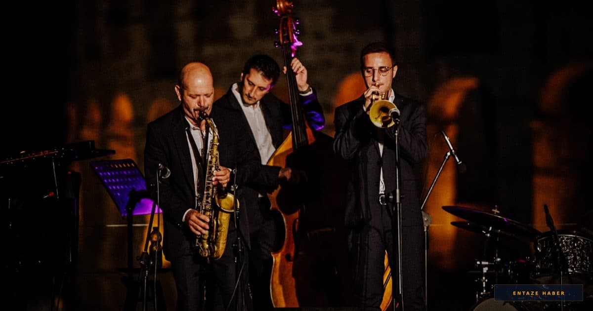 Sanatın Kalbi İstanbul'da Atacak: 54. Müzik Festivali Dünya Yıldızlarını Ağırlıyor!