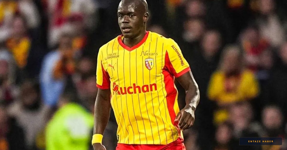 Fenerbahçe'de Stoper Harekatı: Malang Sarr İçin İstanbul Çıkarması!